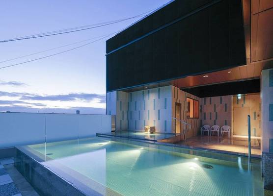 Candeo Hotels Osaka Shinsaibashi 1