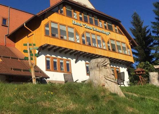 Hotel Zum Schneekopf 1