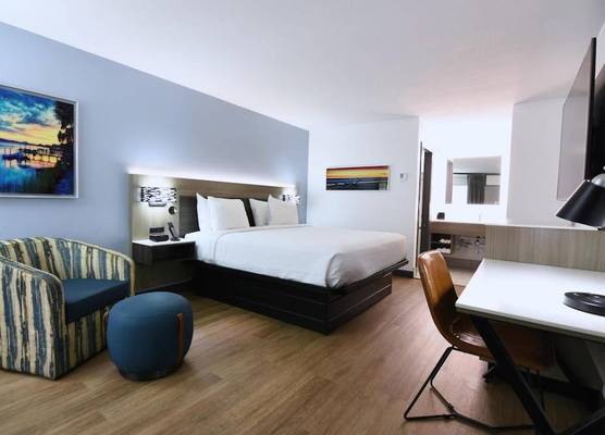 Best Western Point South 1