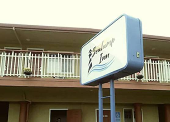 Sealamp Inn 1