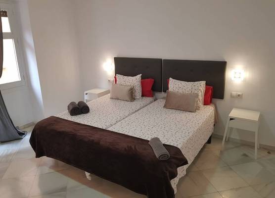 Fan Rooms Duquesa 1
