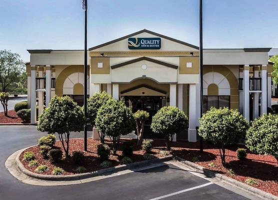 Quality Inn & Suites Mooresville-Lake Norman 1