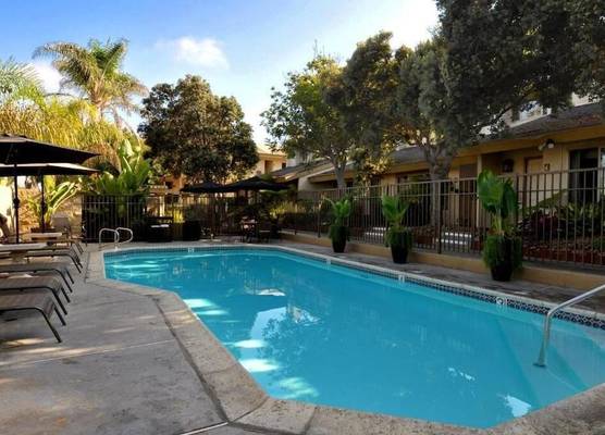 Aquamarine Villas 1