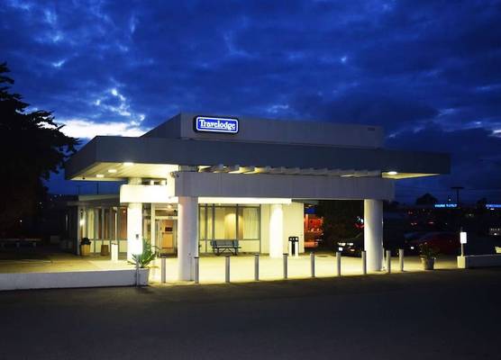 Travelodge by Wyndham San Francisco Airport North 1