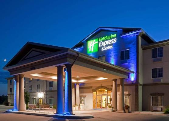 Holiday Inn Express & Suites EAU CLAIRE NORTH by IHG 1
