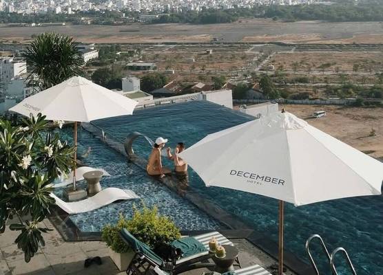 December Hotel 1