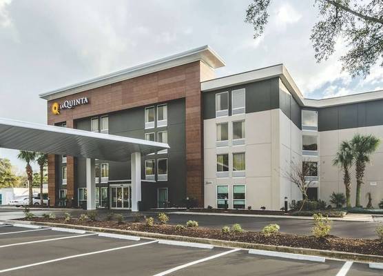 La Quinta Inn & Suites by Wyndham Myrtle Beach - N Kings Hwy 1