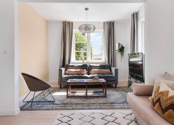 Charm 1 - Chic 2-bdr Apt With Shared Garden 1