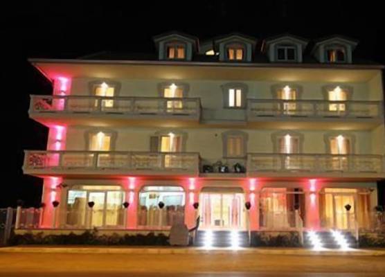 Palace Hotel Una Nuova Strada 1