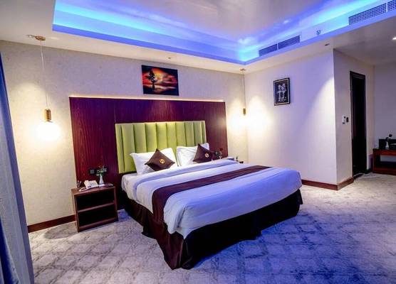 Raha Grand Hotel 1