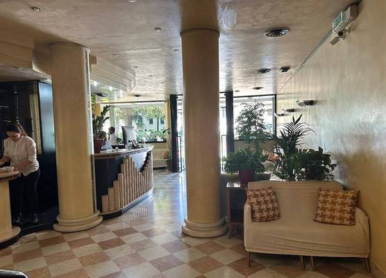 Hotel Raffaello Venice 1
