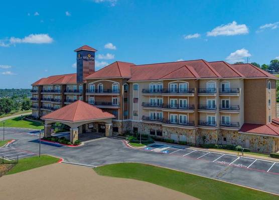 La Quinta by Wyndham Marble Falls 1