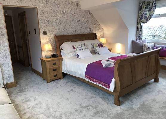 Lon y Traeth Bed & Breakfast 1
