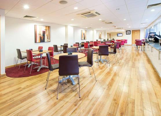 Travelodge London Chessington Tolworth 1