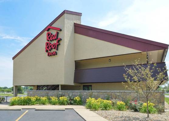 Red Roof Inn Champaign - University 1