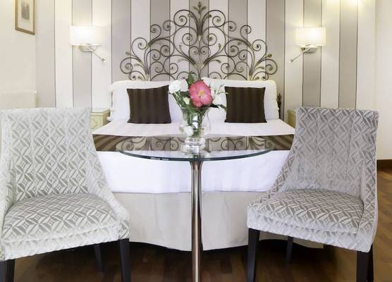 Hotel Jolanda 1