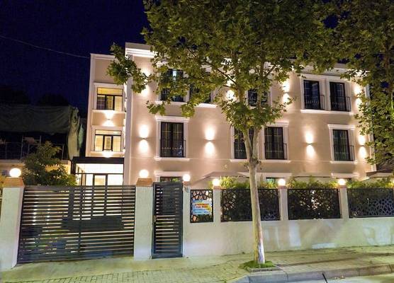 Trident Residence 1