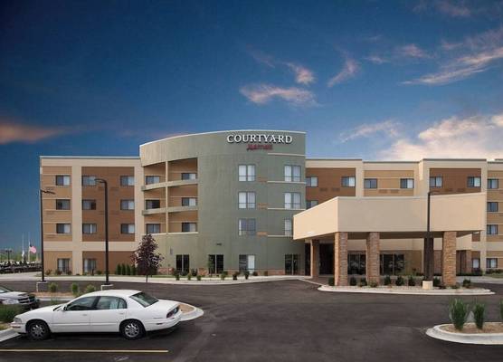 Courtyard by Marriott Bay City 1