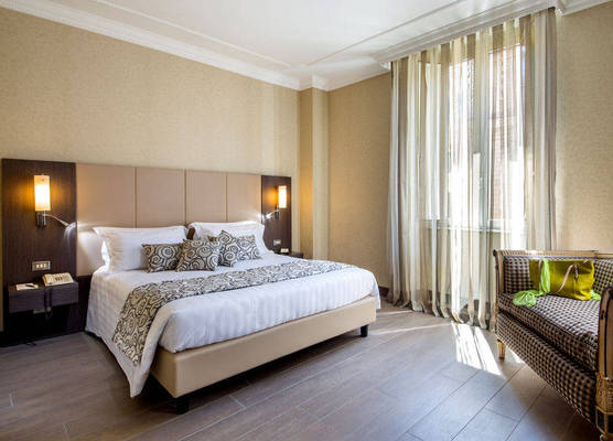 Hotel Savoy 1