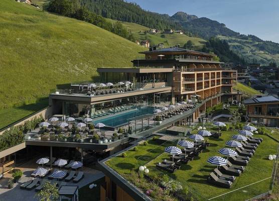 DAS EDELWEISS - Salzburg Mountain Resort 1