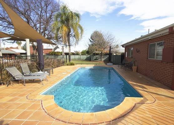 Wagga RSL Club Motel 1