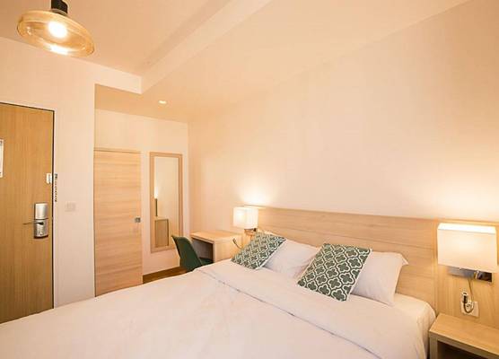 HOTEL AMBASSADEUR 1