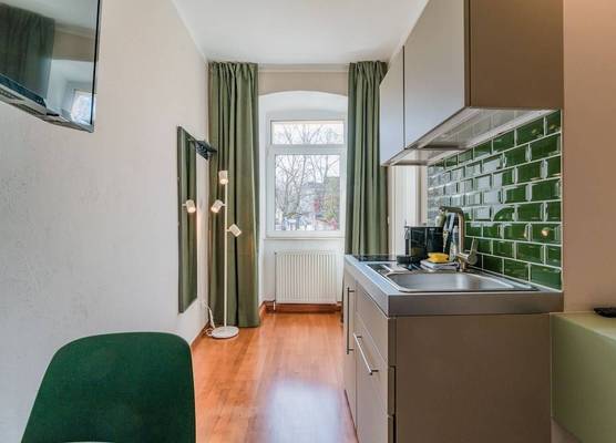 SUITE & APART 1