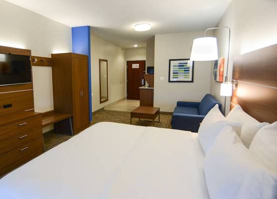 Holiday Inn Express & Suites ROLLA - UNIV OF MISSOURI S&T by IHG 1