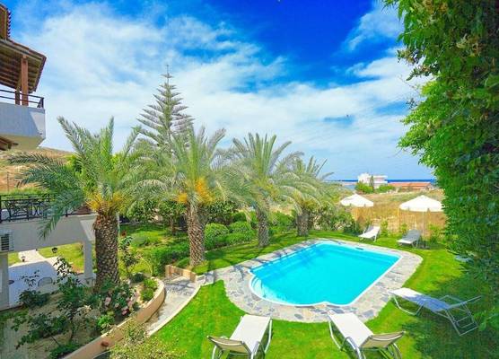 Villa Karteros with private pool 1