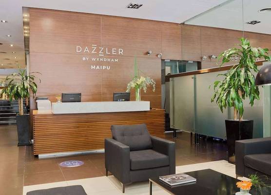Dazzler by Wyndham Buenos Aires Maipu 1