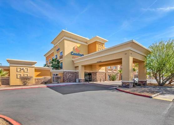Comfort Suites Blythe 1