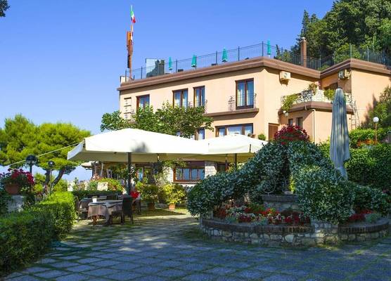 Hotel Internazionale 1