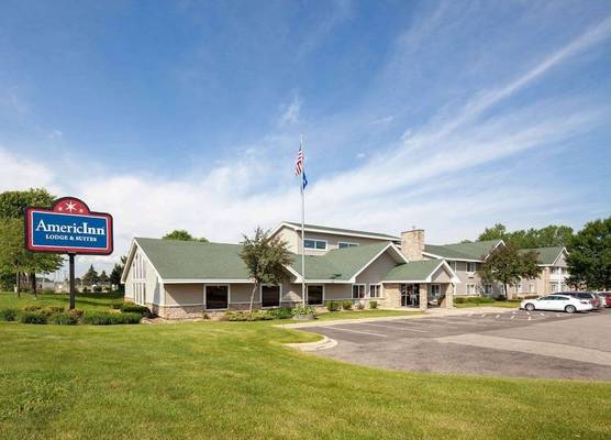 AmericInn by Wyndham Northfield 1