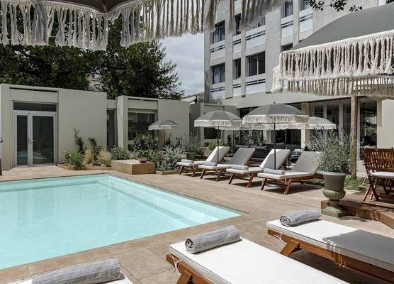 Maison des Ambassadeurs, a Small Luxury Hotels 1