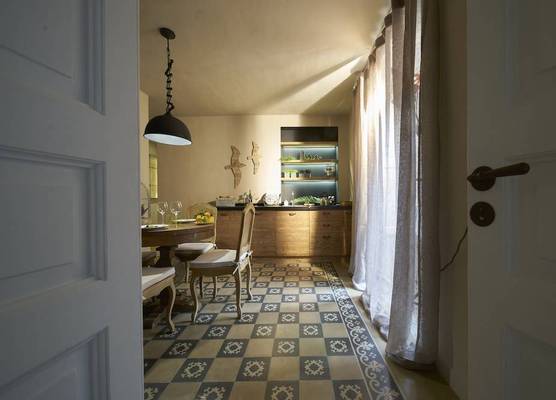 Ferrini Home - Piazza Trento 1