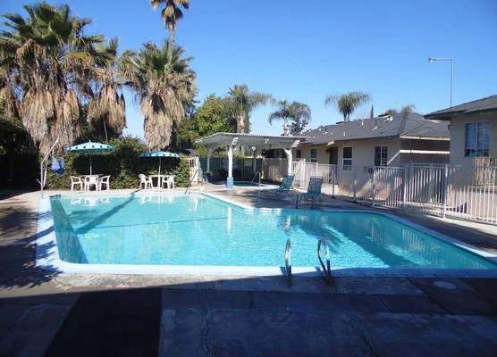 Elsinore Hot Springs & Lodge 1