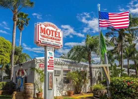 Richard's Motel 1