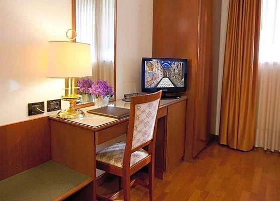 Hotel Marconi 1