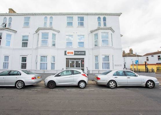 OYO Studiotel Great Yarmouth - Modern Hotel Apartments 1
