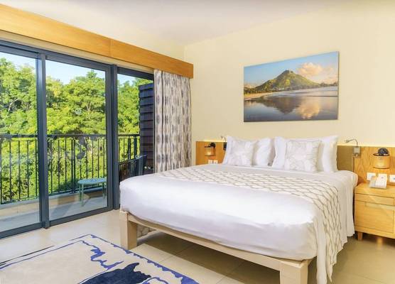 Ocean's Creek Beach Hotel 1