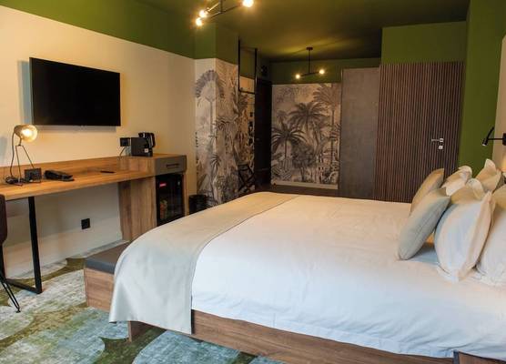 Bucharest Comfort Suites 1