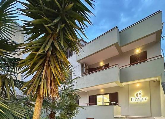 Emar Hotel 1