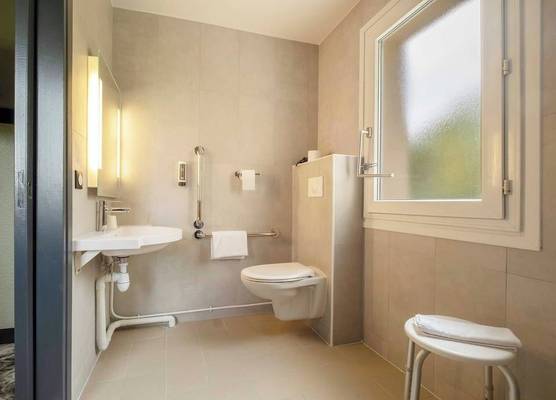 B&B HOTEL Niort Sud Venise Verte 1