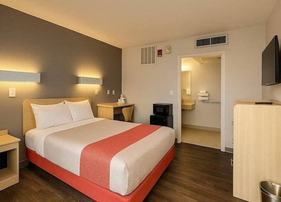 Motel 6-Casper, WY 1
