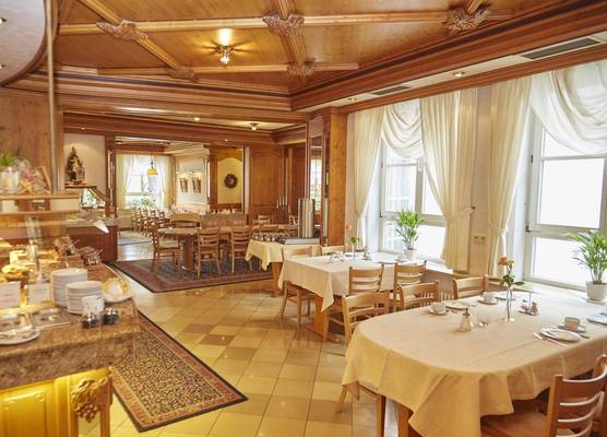 Flair Hotel Weinstube Lochner 1