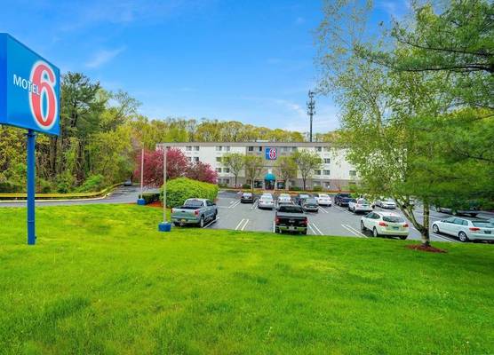 Motel 6-Milford, CT 1