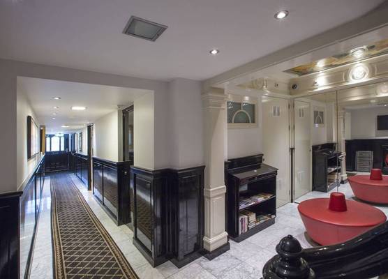 Dutch Masters Short Stay Apartments 1