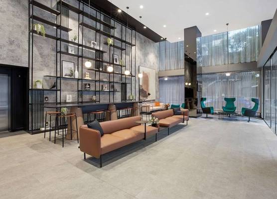 Travelodge Hotel Melbourne Docklands 1