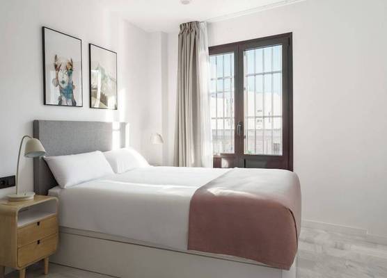 Limehome Jerez de la Frontera 1