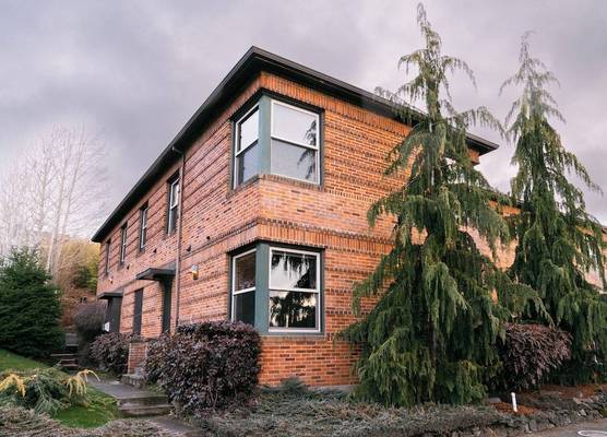 Inn of the White Salmon 1